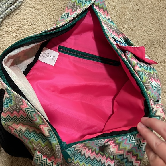 Kavu rope bag! Perfect for traveling. So much storage and easy to carry. - Picture 3 of 4